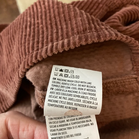 American Eagle women corduroy cropped collared buttoned shirt pocket Sz M rust - Picture 9 of 10